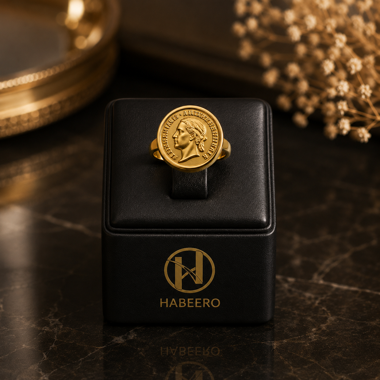 Ring-Pfunddesign Goldfarbener Ring im Pfund-Design – Bild 1